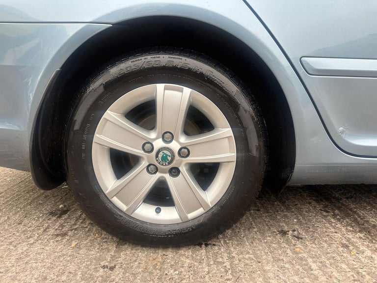 2011 Skoda Octavia 1.6 MPI SE Euro 5 5dr ESTATE Petrol Manual