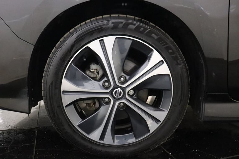 2021 Nissan Leaf 40kWh N-Connecta 5dr Auto (SAT NAV, HEATED SEATS) Hatchback ELECTRIC Automatic