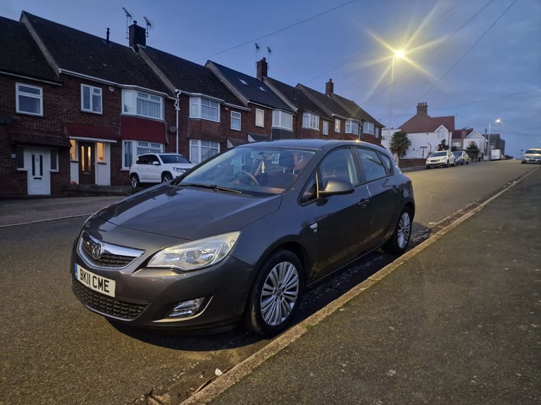 Vauxhall ASTRA 1.4, cheap car, Hatchback, 2011, Manual, 1398 (cc), 5 doors
