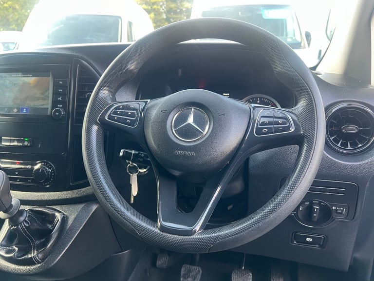 2021 Mercedes-Benz Vito 110CDI Progressive Van PANEL VAN Diesel Manual