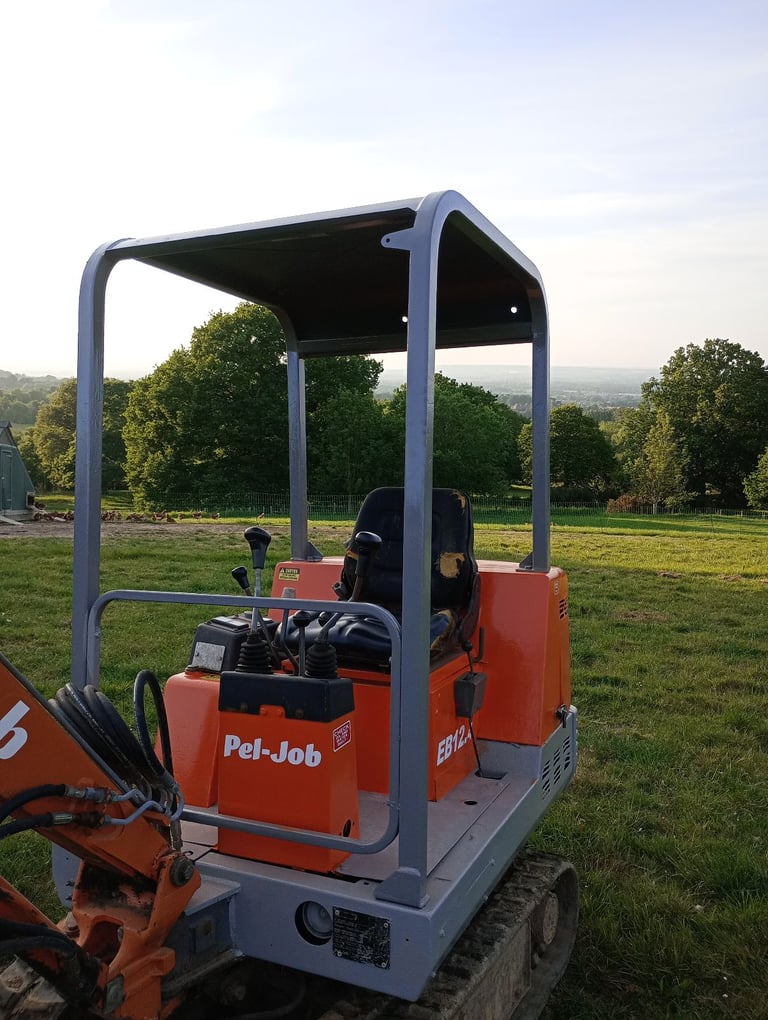 Pel Job EB12.4 Digger | 1.4 ton | Low hours | 1996