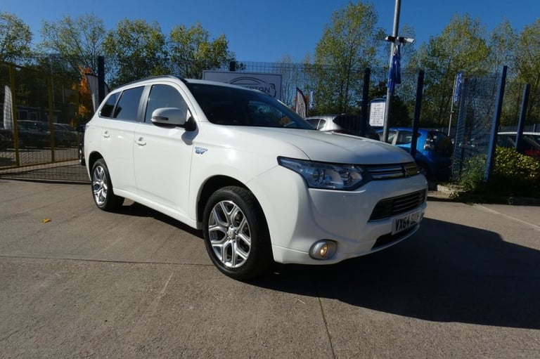 2014 Mitsubishi Outlander 2.0h 12kWh GX4h SUV 5dr Petrol Plug-in Hybrid CVT 4WD Euro 5 (s/s) (200...