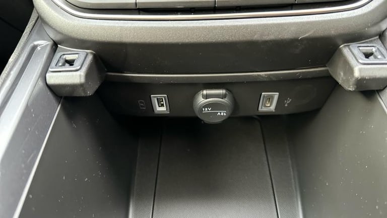 2025 Fiat 600 1.2 MHEV SUV 5dr Petrol Hybrid e-DCT Euro 6 (s/s) (100 ps) Automatic Hatchback Hybr...