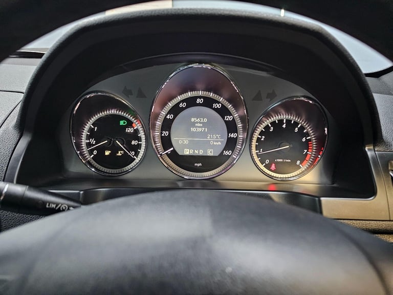 2010 Mercedes-Benz C-Class 1.8 C180 BlueEfficiency Sport Auto Euro 5 4dr SALOON Petrol Automatic