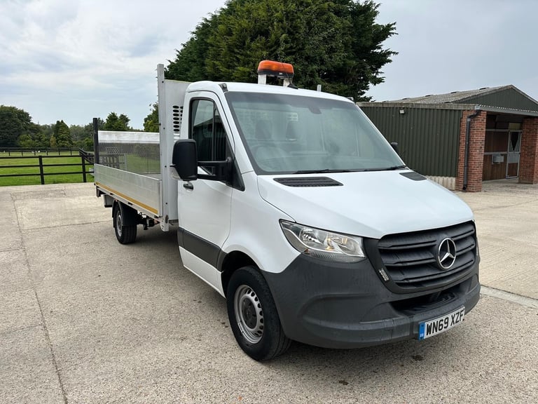 2019 Mercedes-Benz Sprinter Dropside truck Progressive 314 