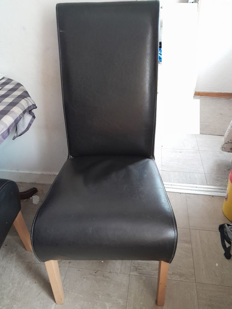 6 dining chairs for free