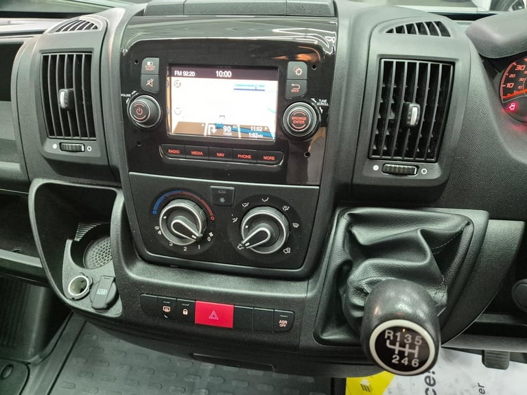 Peugeot Boxer SPEEDS MOUNTAIN EDITION, BLUEHDI 435 L4H2 PROFESSIONAL