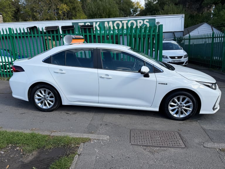 2020 Toyota Corolla 1.8 VVT-i Hybrid Icon Tech 4dr CVT SALOON Petrol/Electric Hybrid Automatic