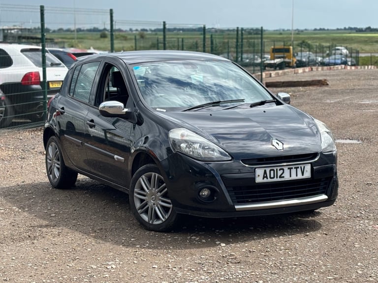image for 2012 Renault Clio 1.2 16V Dynamique TomTom 5dr HATCHBACK Petrol Manual