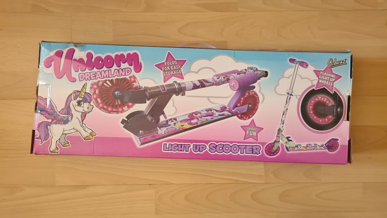 Junior Kids Scooter - Pink, 2 Wheels, Lights up, Unicorn theme, foldable
