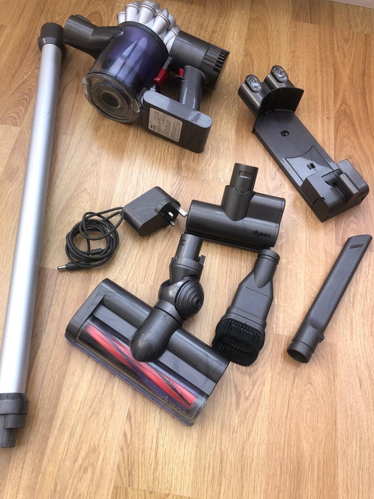 Dyson V6 cordless vacuum cleaner 