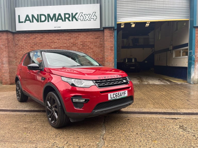 image for 2015 Land Rover Discovery Sport 2.0 TD4 HSE Black Auto 4WD Euro 6 (s/s) 5dr ESTATE Diesel Automatic