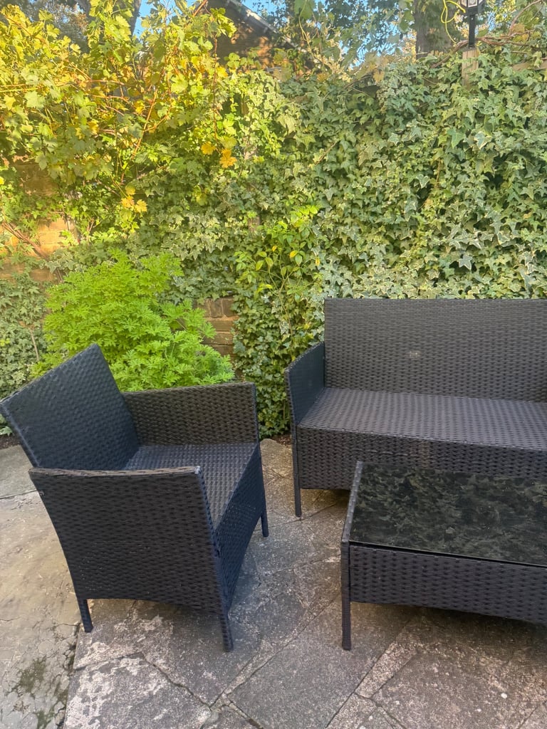 Outdoor Black Rattan Garden Furniture Set 