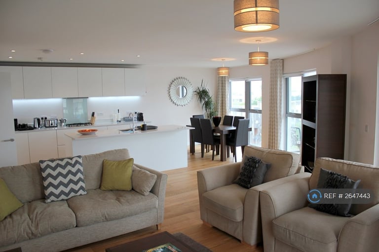 2 bedroom flat in Glenalmond Ave, Cambridge, CB2 (2 bed) (#2647443)