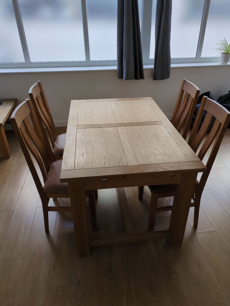 Dinning table 4 chairs 