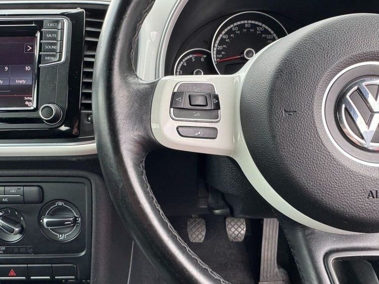 2015 Volkswagen Beetle 2.0 TDI 150 Design 3dr HATCHBACK DIESEL Manual