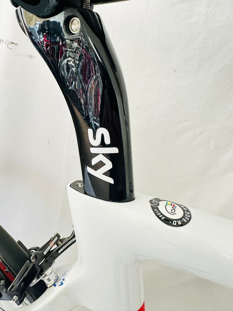 PINARELLO DOGMA F8 size/S Campagnolo Super Record Groupset alone cost Road Bike