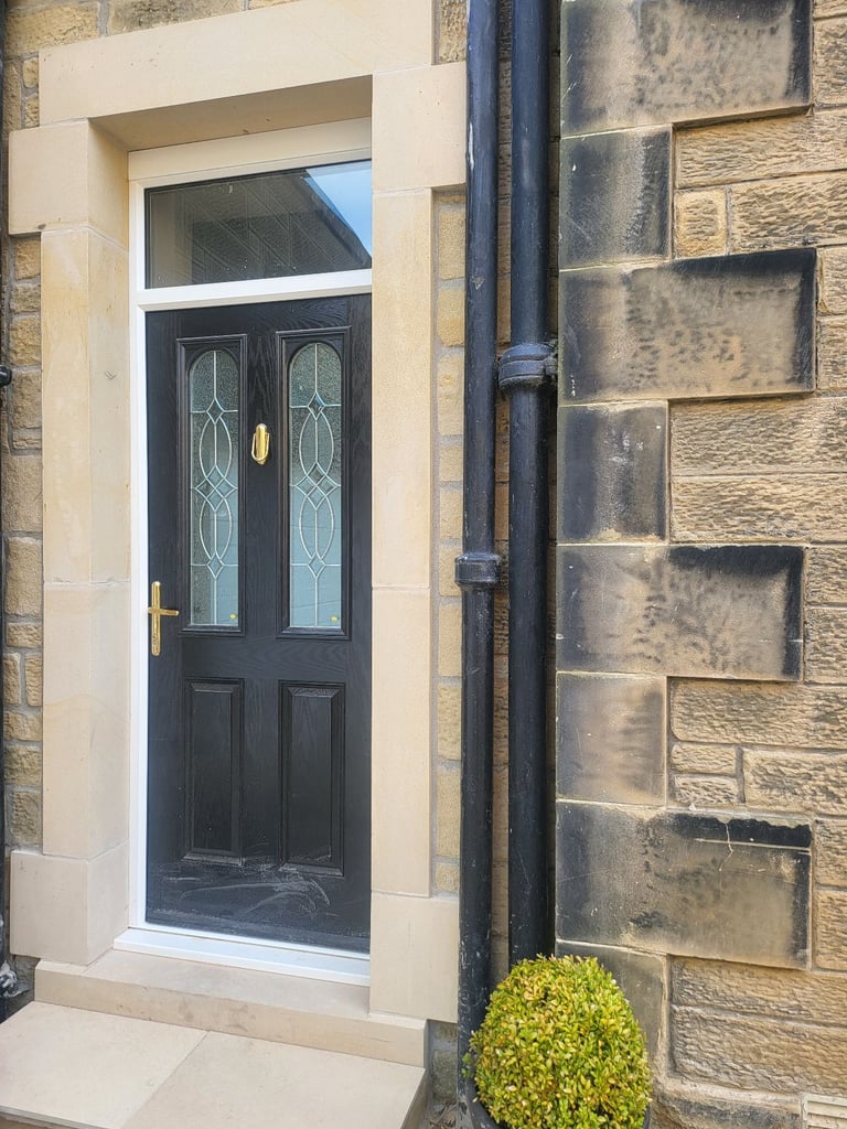 Fully Furnished, very spacious, Elegant 1 Bedroom Flat