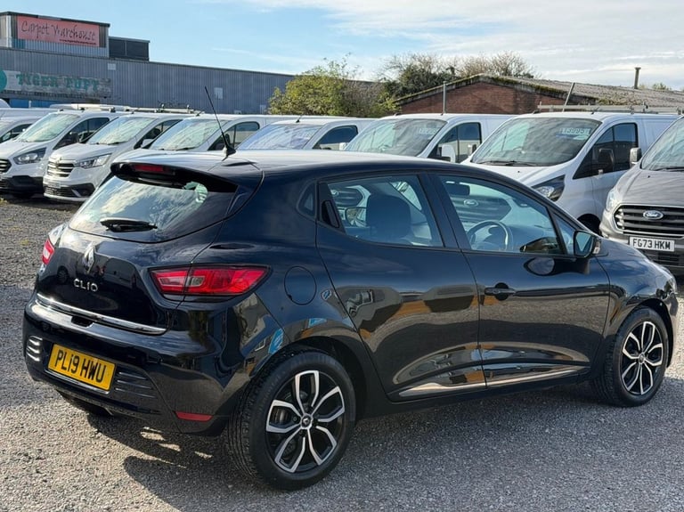 2019 Renault Clio 1.5 dCi Play Hatchback 5dr Diesel Manual Euro 6 (s/s) (90 ps) Hatchback Diesel ...