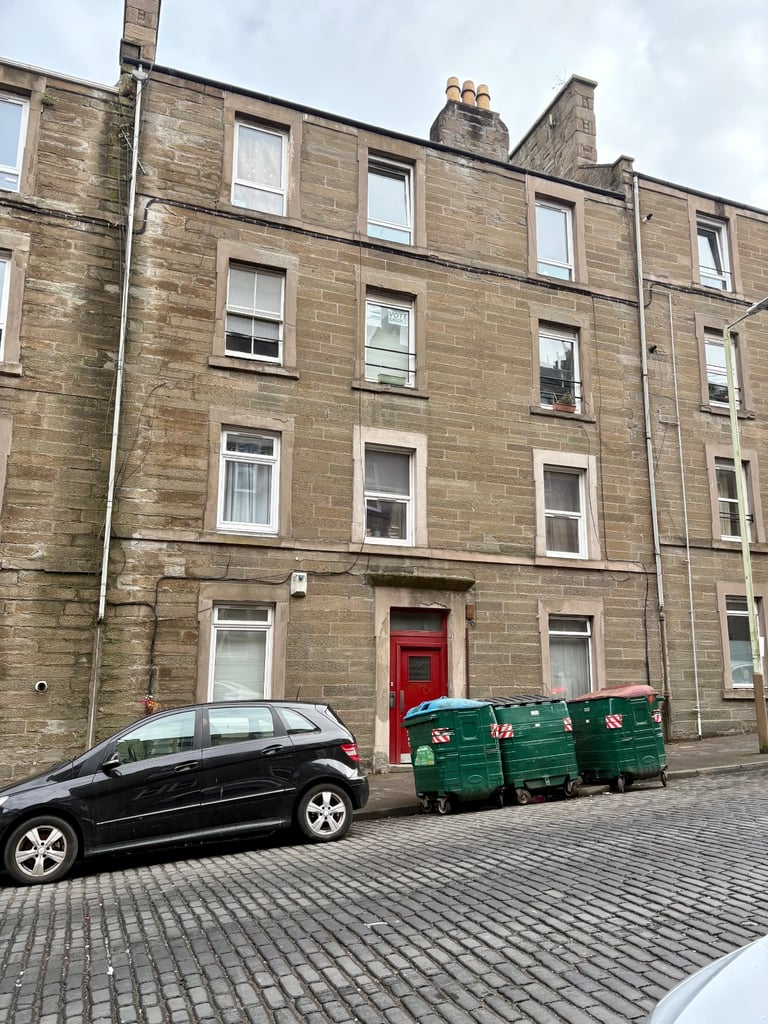 1 bed room flat Rosefield Street West End Dundee DD1 
