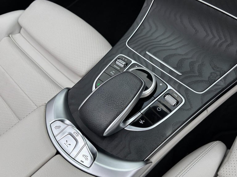 2017 Mercedes-Benz C Class 2.0 C200 AMG Line Cabriolet 2dr Petrol G-Tronic+ Euro 6 (s/s) (184 ps)...