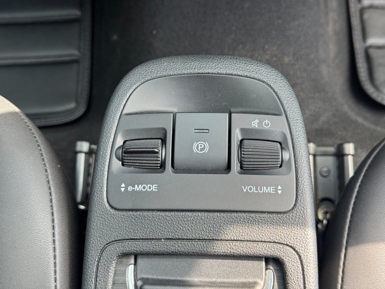 2023 Abarth 500 114kW Turismo 42.2kWh 3dr Auto Hatchback Electric Automatic