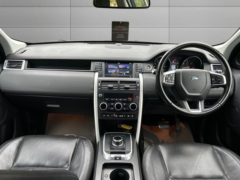 2017 Land Rover Discovery Sport 2.0 TD4 HSE SUV 5dr Diesel Auto 4WD Euro 6 (s/s) (180 ps) ESTATE ...