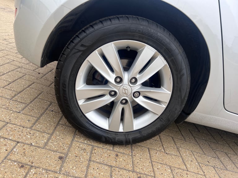 Hyundai, IX20, MPV, 2011, Automatic, 1591 (cc), 5 doors