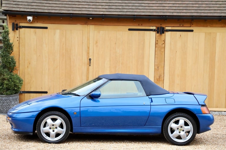 Lotus Elan M100 S2, 1995. Pacific Blue metallic with full dark blue leather.
