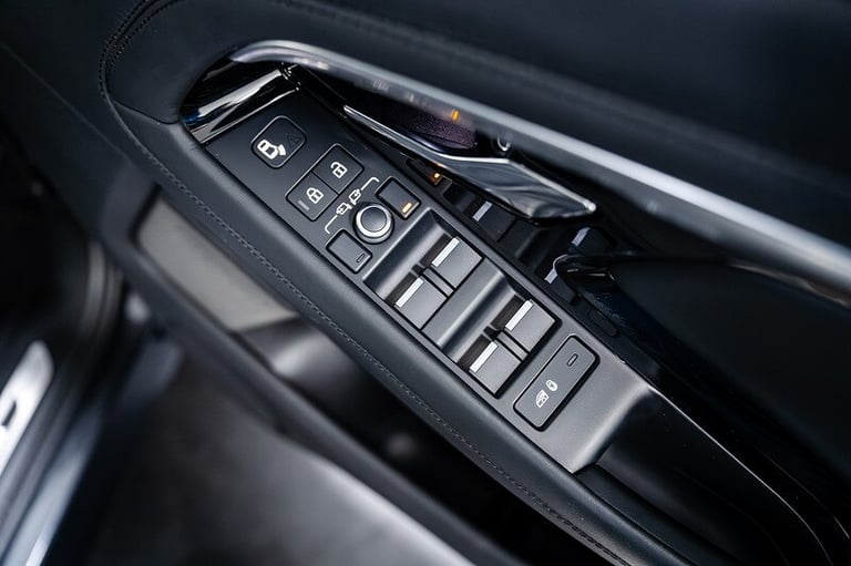 2021 Land Rover Range Rover Evoque P300e Autobiography SUV HYBRID Automatic