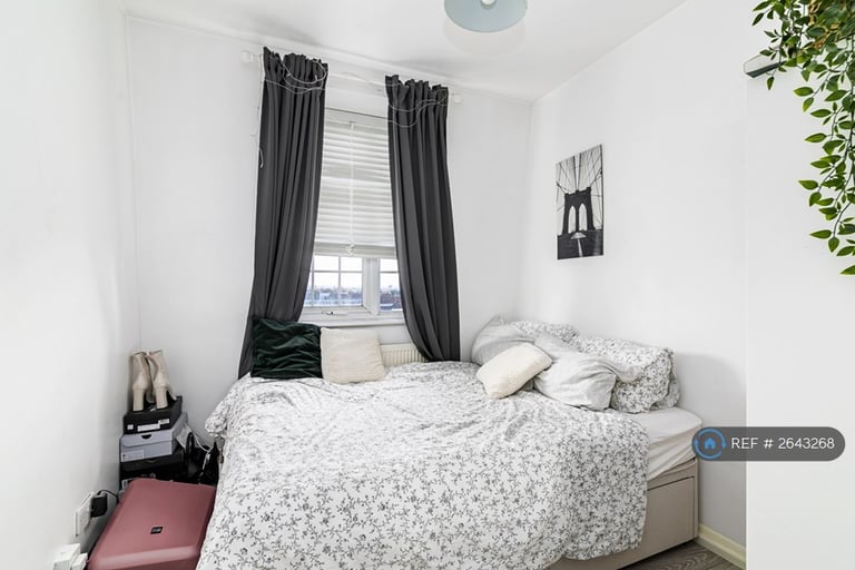 2 bedroom flat in Sidmouth Road, London, NW2 (2 bed) (#2643268)