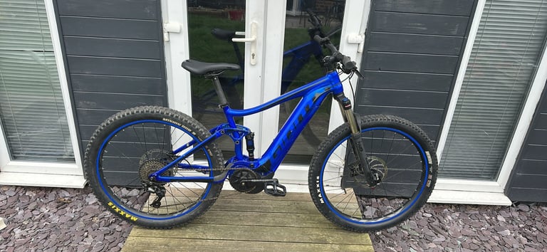 image for Electric giant stance e e-bike 