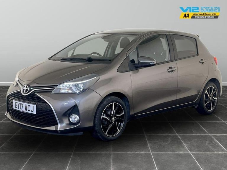 2017 Toyota Yaris 1.33 VVT-i Design 5dr HATCHBACK PETROL Manual