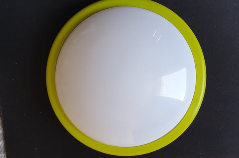 image for B & M 265454 RrTAIL LTD NIGHT WALL HANGING BATTERY LIGHT