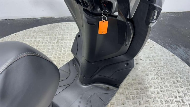 Aprilia SXR 50 2022 RUNNING PROJECT SCOOTER 50CC BIKE 1 OWNER