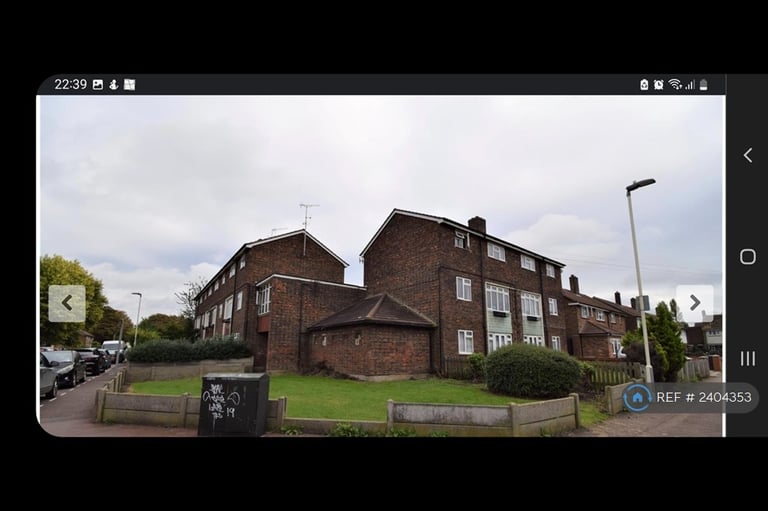 image for 4 bedroom flat in Maybury Road, Barking, IG11 (4 bed) (#2404353)