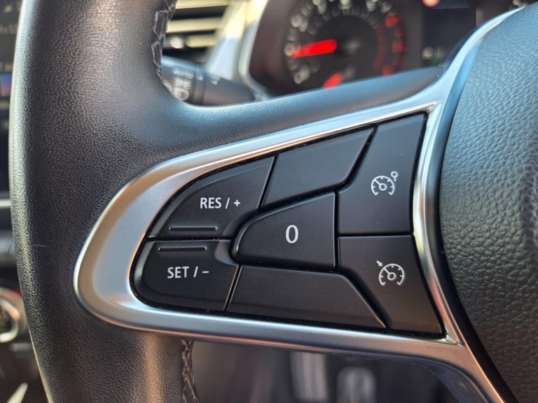 2020 Renault Captur 1.0 TCe Iconic Euro 6 (s/s) 5dr HATCHBACK Petrol Manual