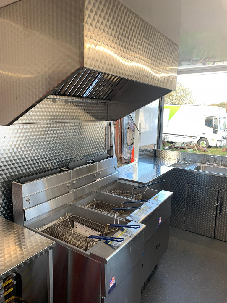 Commercial catering trailer Dark kitchens mobile food container burger ...