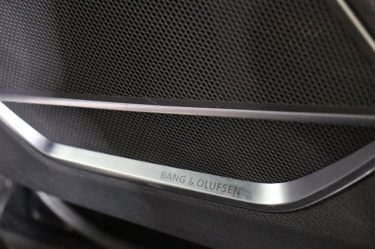 2020 Audi Q3 1.5 TFSI CoD 35 Edition 1 5dr (APPLE CAR PLAY) Petrol Manual