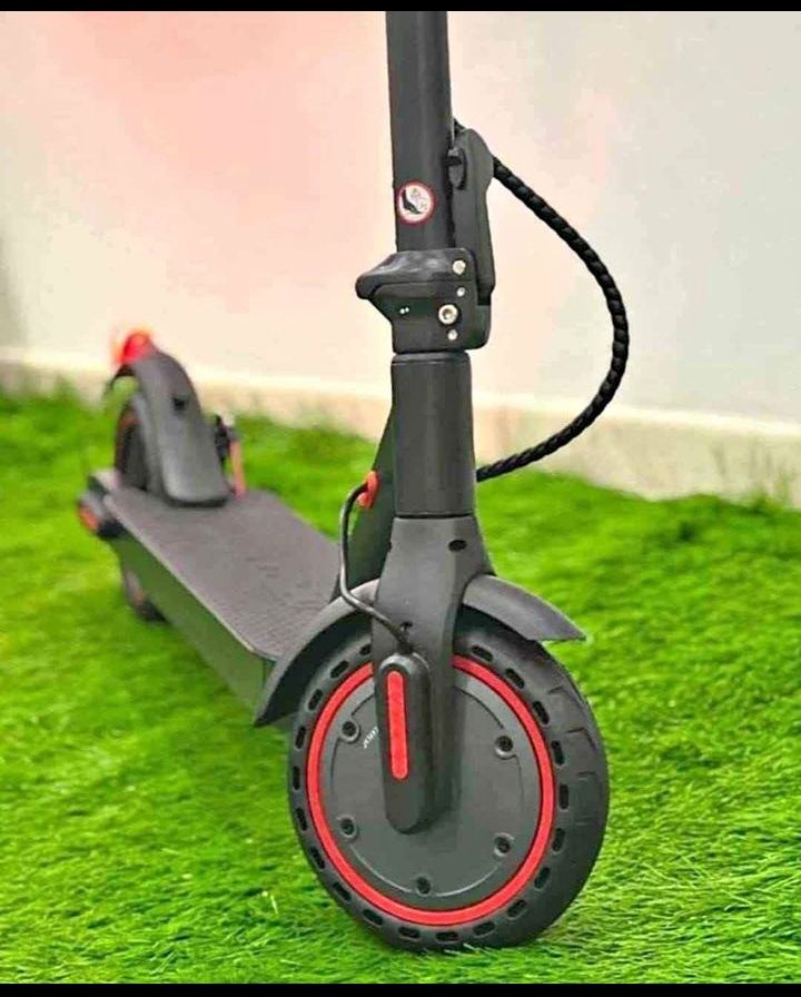 Premium Quality Electric Scooters Pro Sale Brand New