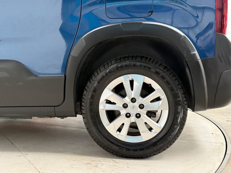 2019 69 PEUGEOT RIFTER 1.5 BLUEHDI ALLURE STANDARD MPV 5DR DIESEL MANUAL EURO 6 