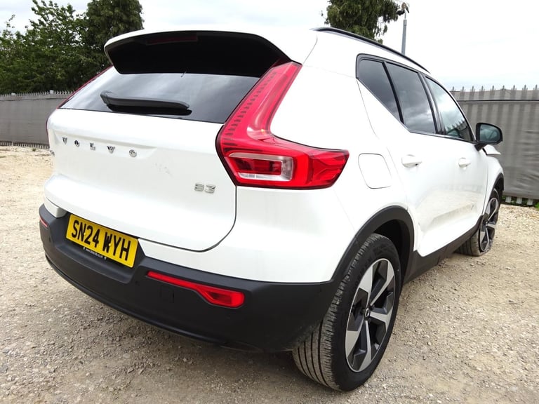 2024 24 REG VOLVO XC40 ULTIMATE B3 AUTO DAMAGED REPAIRABLE SALVAGE