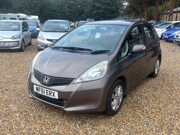 image for HONDA JAZZ 1.4 i-VTEC ES 2011