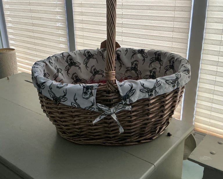 image for Large Lined Wicker Gift Basket