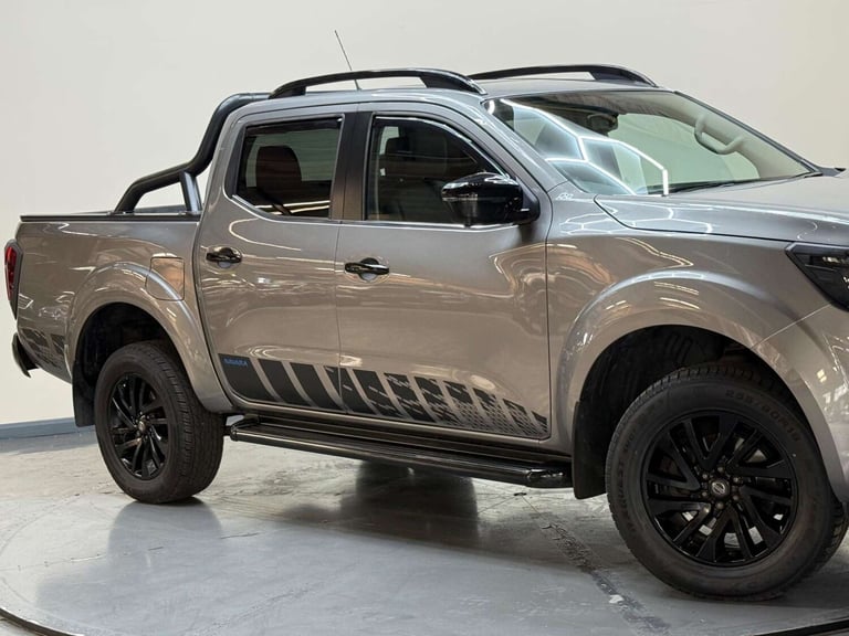 2020 Nissan Navara 2.3 dCi N-Guard Auto 4WD Euro 6 4dr Pickup Diesel Automatic
