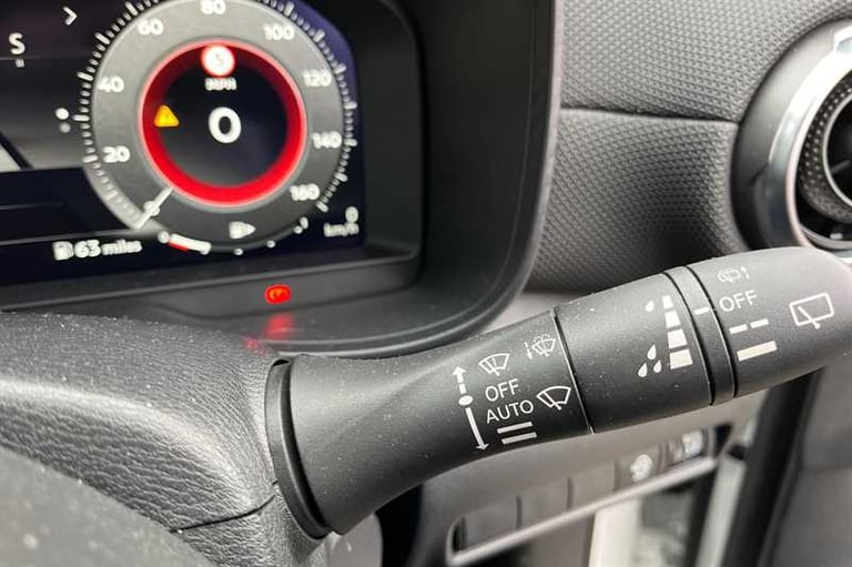 2024 Nissan Juke 1.0 DIG-T N-CONNECTA 5DR DCT Hatchback Petrol Automatic