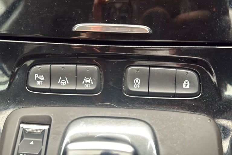  Vauxhall Grandland 1.2 Turbo Ultimate Suv 5dr Petrol Auto Euro 6 s/s 130 Ps