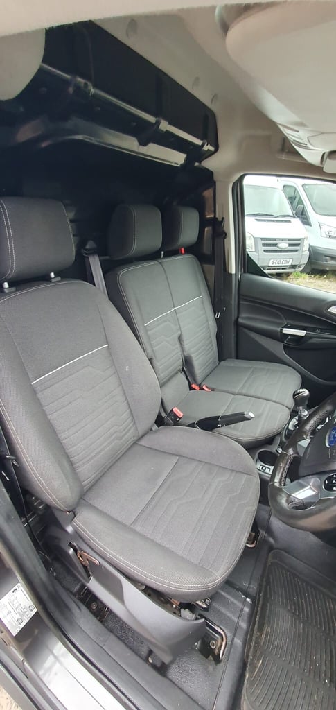 68 FORD TRANSIT CONNECT 1.5 TDCI 120 LIMITED 240 L2 A/C MOT 06/26 NO VAT PX SWAP