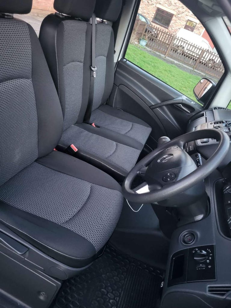 Mercedes Benz Vito MPV Manual 9 Seater