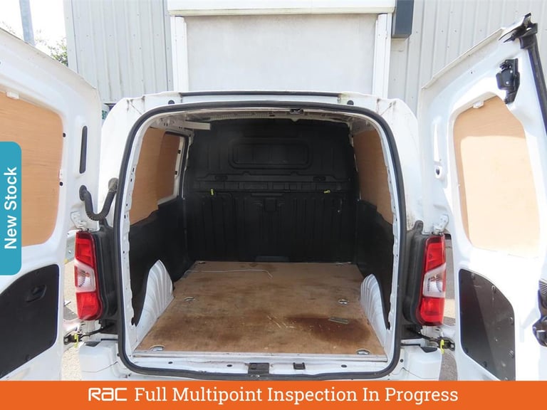 2025 Vauxhall Combo 1.5 Turbo D 2300 Sportive Panel Van 4dr Diesel Manual L1 H1 Euro 6 (100 ps) P...